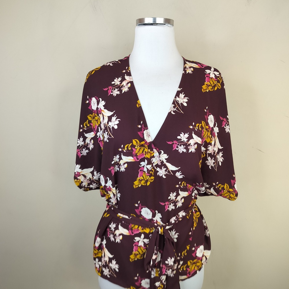 Chelsea28 Floral Wrap Top Blouse Womens Medium Floral Kimono Sleeve Boho - Picture 2 of 9